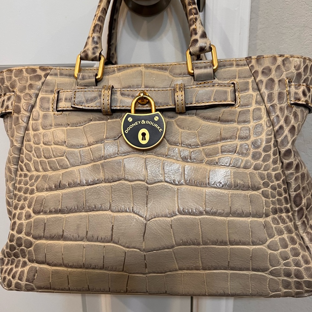 Dooney and Bourke  Belted Shopper